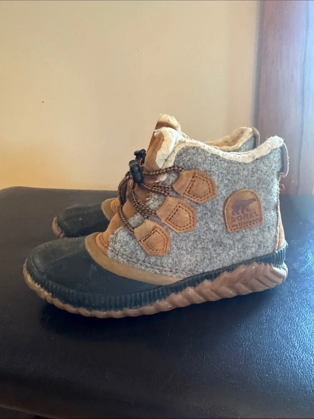 Sorel Girls Wool-Blend Duck Boots in Gray and Brown